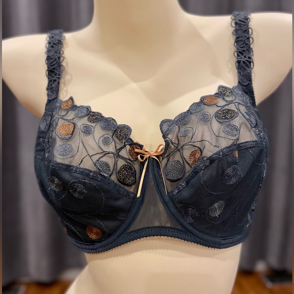 Empreinte embroidered 36D bra